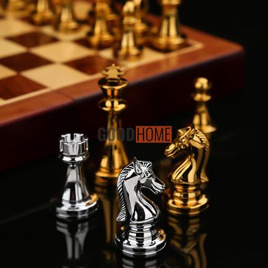 Шахи Royal Chess 30 х 30 см, з дерев'яною шаховою дошкою та металевими шахами